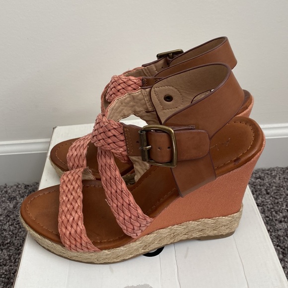 Aldo Shoes - Women’s Aldo Wedge Heels size 8.5